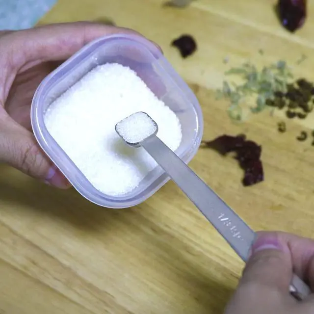 Alt view image 3 of 6 - Mini Square Bowl Measuring Spoons Set, Small Stainless Steel Teaspoon for Cooking and Baking, Suitable for Small Amount of Dry or Liquid Ingredients and Spices (1/3, 1/4, 3/16, 1/8, 1/16 tsp)