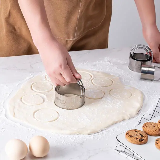 Alt view image 3 of 6 - Biscuit Cutter Set, Round Cookie Cutters with Handle