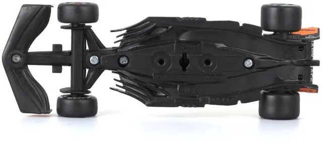 Alt view image 4 of 7 - 1:43 2024 Race McLaren MCL38 with Helmet, Piastri #81
