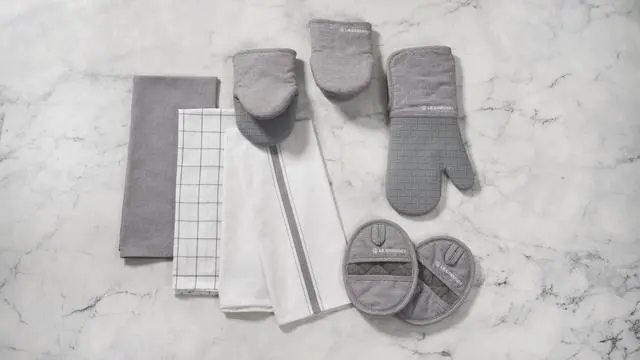 Alt view image 3 of 3 - Textile Oven Mitt,15", Sable