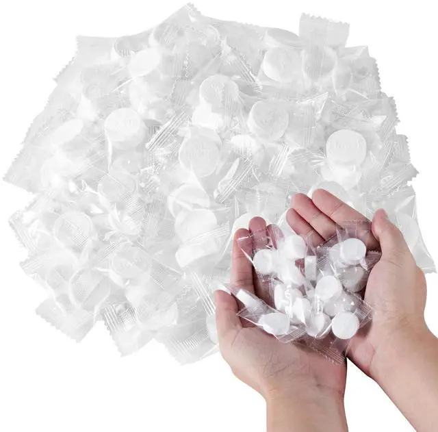 Main image of 200 Pieces Compressed Towels Portable Disposable Mini Compressed Coin Tissue Toilet Paper Tablets for Travel, Camping, Hiking, Sport, Beauty Salon, Hand Wipes