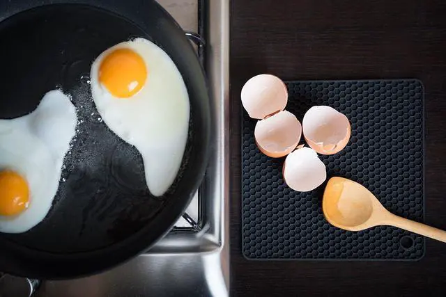 Alt view image 3 of 7 - Silicone Trivet for Hot Dishes. Silicone Pot Holders are Heat Resistant Mats for Countertop up to 440°F, Multipurpose - Non Slip Jar Opener Hot Disher Spoon Rest Food Grade & BPA Free (Black)