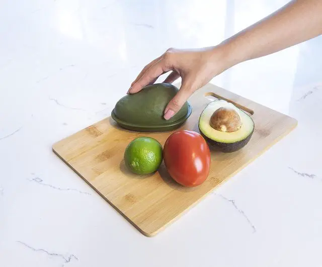 Alt view image 5 of 6 - Fresh Pod Avocado Keeper Storage Container