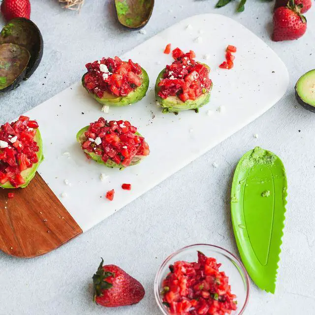 Alt view image 5 of 5 - Avocado Slicer