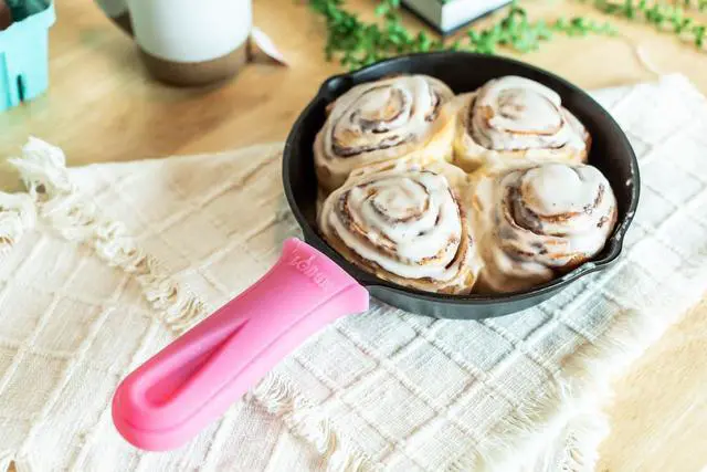 Alt view image 2 of 4 - Silicone Deluxe Hot Handle Holder - Dishwasher Safe Hot Handle Holder Designed for Lodge Cast Iron Skillets - Reusable Heat Protection Up to 500° - Roller-Disco Pink