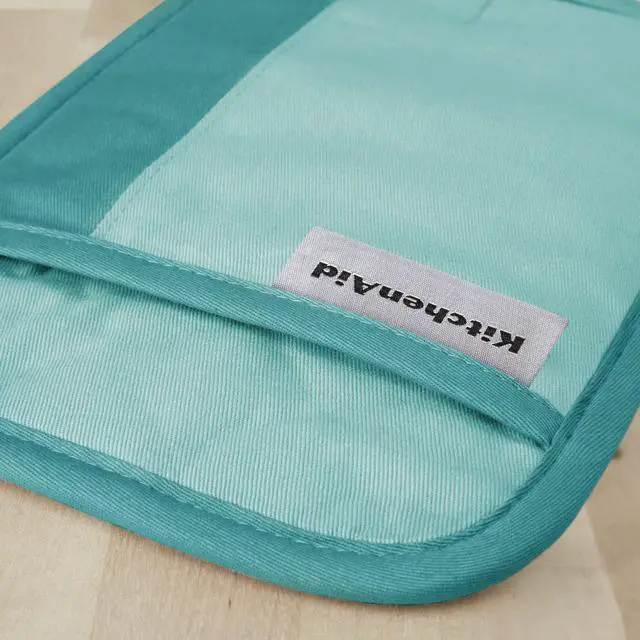 Alt view image 6 of 6 - Beacon Two-Tone Non-Slip Pot Holder Set, Aqua Sky, 7"x10", 2 Piece