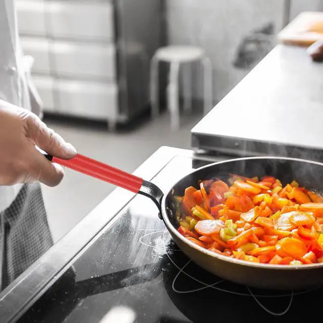 Alt view image 6 of 6 - Silicone Pan Handle Sleeve, Heat Resistant Potholder Pot Holders Cover Sleeve for Frying Pan Handle Spatulas, Grey (M)