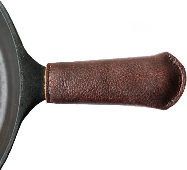 Main image of Leather Cast Iron Pan Handle Cover (Standard 4.5")
