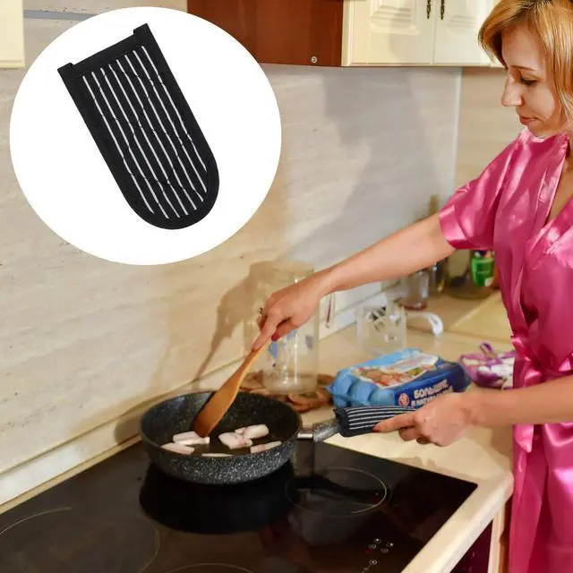 Alt view image 4 of 7 - Cast Iron Skillet Handle Covers Heat Resistant Pot Handle Covers Non Slip Cotton Pot Sleeves Holder Mitts Machine Washable for Kitchen Baking Cooking Cookwares(Striped Style)