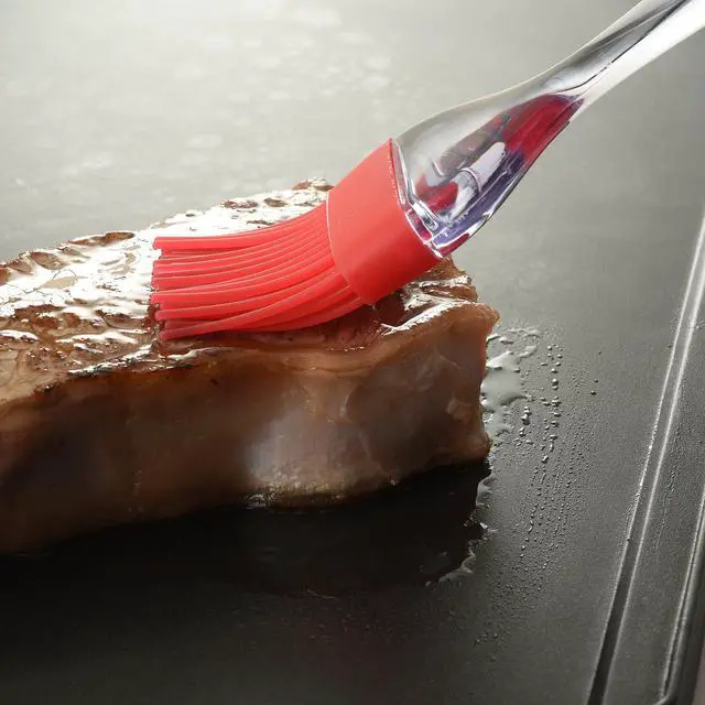 Alt view image 5 of 6 - Red Silicone Brush