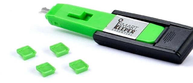 Main image of Mini USB-B Port Lock with Key, 4 Blockers 1 Key