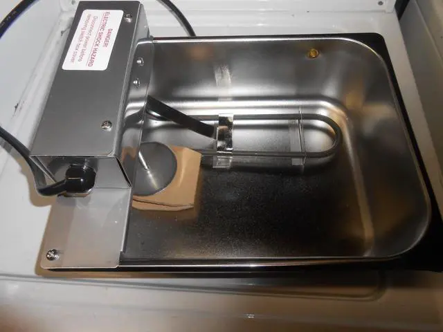 Alt view image 3 of 5 - CP807 - Condensate Drain Pan: 120V AC, 1, 000 W Watts, 8.34 A Amps, 10 gal Dissipation Rate per Day, 3 ft