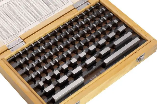 Alt view image 3 of 6 - CME 81 pc Steel Gauge Block Set, Grade 3, Rectangular Blocks