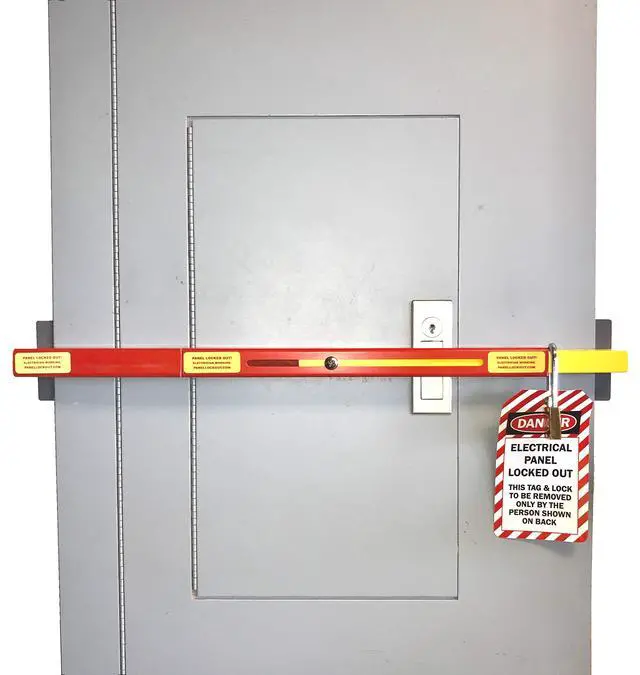 Alt view image 3 of 6 - Panel Lockout Kit with Pouch