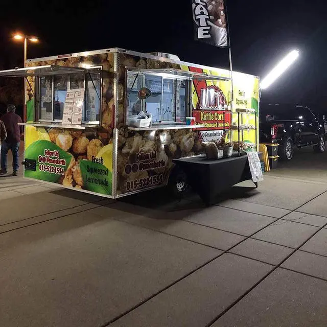 Alt view image 4 of 4 - Food Truck Service Area Light Single 5 Foot Pole 10,000 Lumens