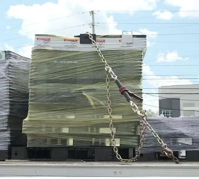 Alt view image 3 of 6 - 4 Pack 3/8" - 1/2" Extreme Heavy Duty Ratchet Load Chain Binder with Grab Hooks - 12,000 Lbs Working Load Limit - Flatbed Transport Truck Trailer Tie Down Hauling
