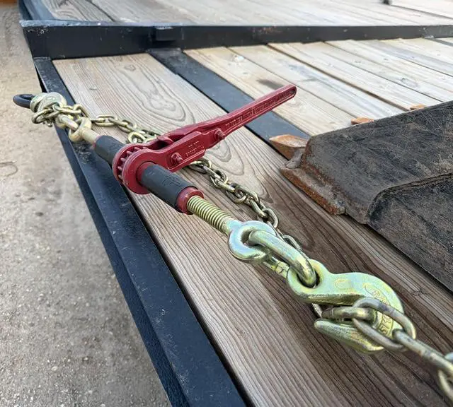 Alt view image 6 of 6 - (4 Pack) Chain Binder Ratchet Style 5/16-3/8" Gold Chromate Hooks 7,100# WLL w/Easy Grips on Barrel