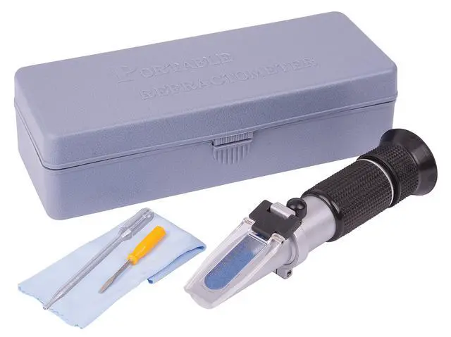 Alt view image 2 of 2 - R9600 Salinity Refractometer, 0-28%