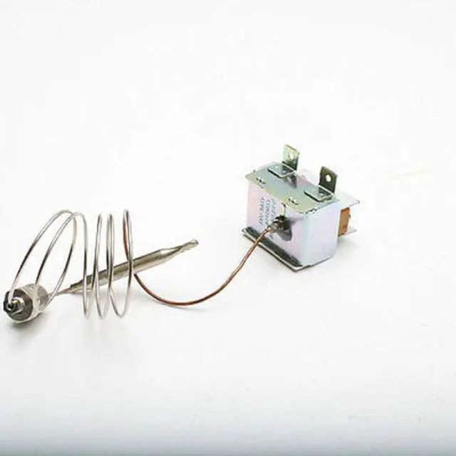 Main image of Robertshaw LCCM080360000 Automatic High Limit 450F 232C