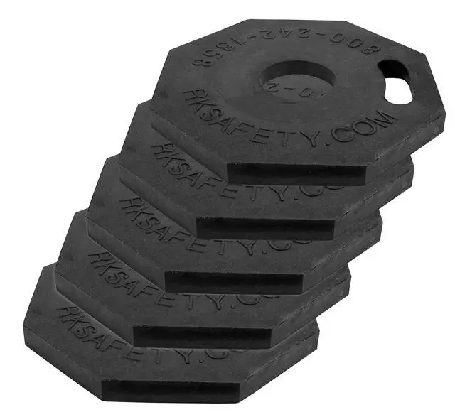 Alt view image 2 of 3 - (Base Pack of 5) RK DPOST2T Polyethylene Portable Delineator 13 lbs Octagonal Rubber Base