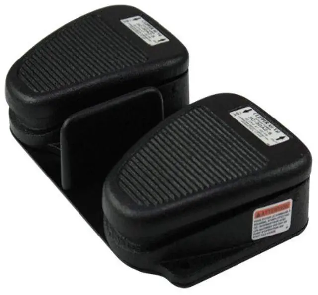 Main image of Linemaster TWIN 632-S Clipper Twin Foot Switch, Electrical, 2-Pedal, Momentary, Single Stage, No Guard, Black