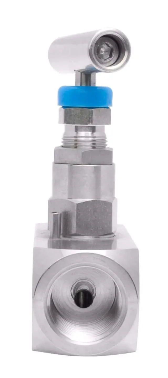 Alt view image 3 of 3 - 3/4" Stainless Steel (316) Needle Valve - Packed Bonnet FxF NPT, 10,000 PSI