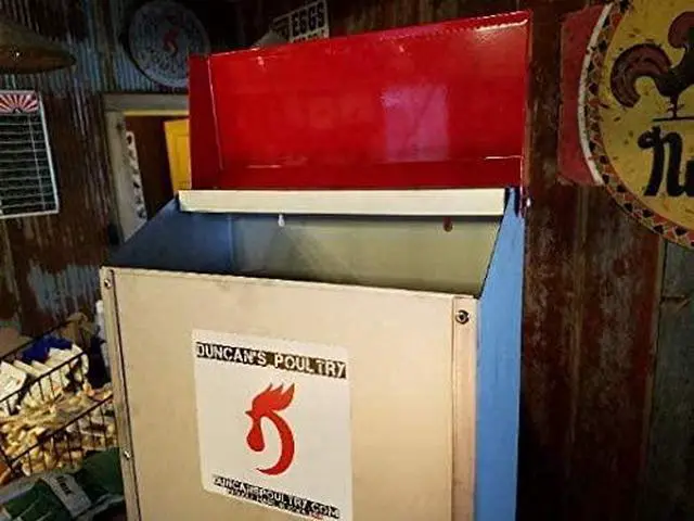 Alt view image 3 of 6 - Space Saving Mountable Steel Poultry Feeder (Front Feed, Front Loading)