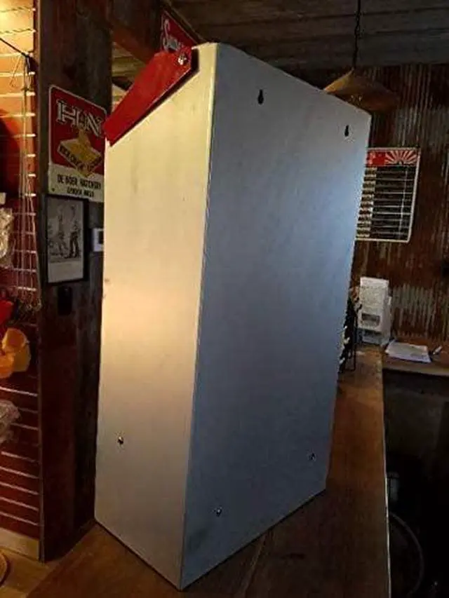 Alt view image 4 of 6 - Space Saving Mountable Steel Poultry Feeder (Front Feed, Front Loading)