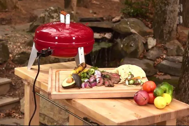 Alt view image 2 of 4 - Americana Lock 'N Go Electric Grill, Red