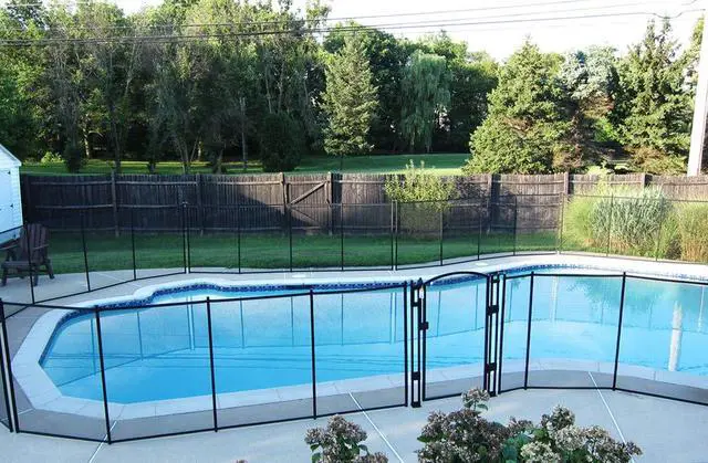 Alt view image 6 of 6 - VisiGuard - The Most See-Through Pool Fence on The Market | Removable Child Safety Fence (Green, 5' x 10')