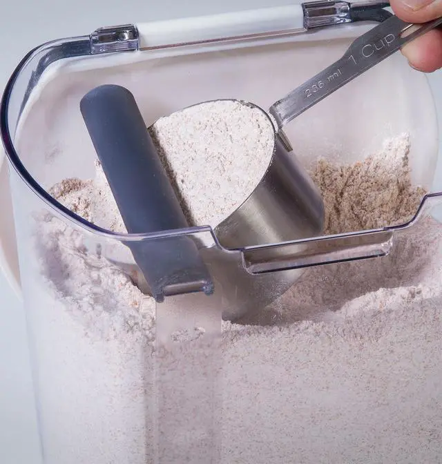 Alt view image 6 of 7 - Flour Storage Container, 4-Quart Capacity, Includes Leveling Bar for Mess-Free Measuring