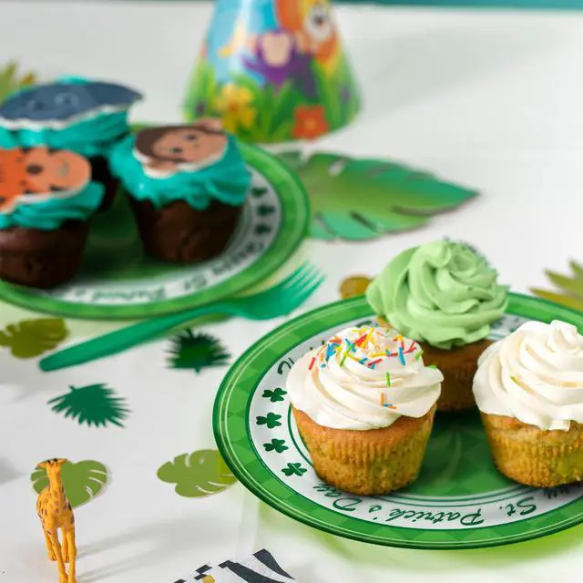 Alt view image 5 of 6 - Plates 9'' 25 Count, Heavy Duty Disposable Plates for St. Patrick's Day Party Decorations Supplies, Green