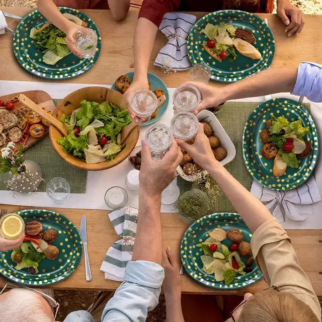 Alt view image 4 of 6 - 30Pcs Green Gold Oval Paper Plates 10" X 12" Large Disposable Dinner Plates for World Cup Birthday Wedding Engagement
