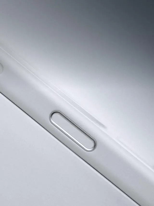 Alt view image 2 of 7 - Custom E-Ink White MagSafe Case for iPhone 17 Battery-Free Smart Phone Cover with Instant Photo Display