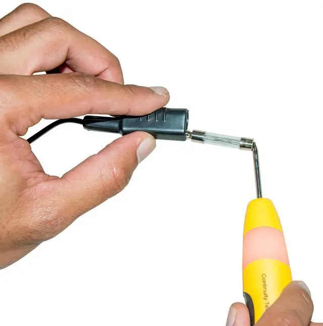 Alt view image 2 of 3 - Sperry Instruments CT6101 Heavy Duty Continuity Tester, 2 Range, 36 inch lead, Yellow