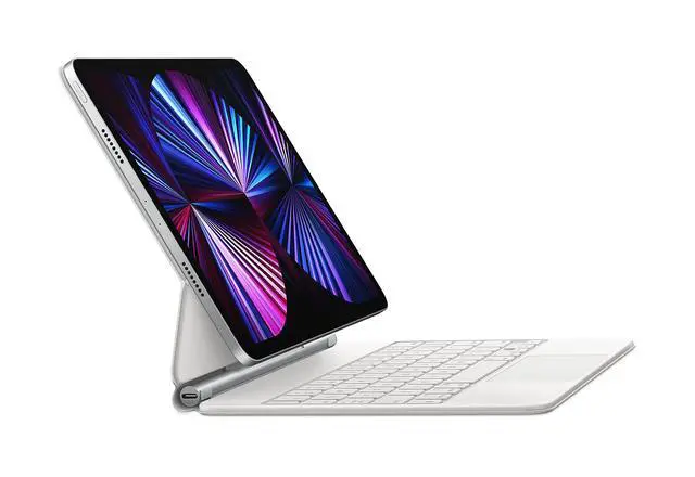 Alt view image 3 of 6 - Magic Keyboard: iPad Keyboard case for iPad Pro 11-inch (1st, 2nd, 3rd, 4th gen) and iPad Air (4th, 5th gen, and M2), Great Typing Experience, Built-in trackpad, Italian - White