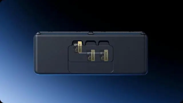 Alt view image 6 of 6 - X5 Ultra Battery(2800mAh)& Fast Charge Hub Bundle/Only for X5 360 Camera (1 Ultra Battery+1 Charger)