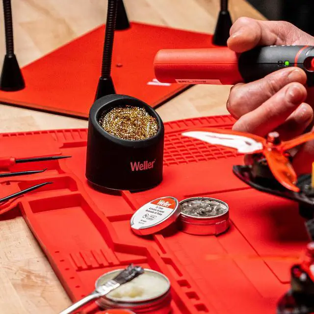 Alt view image 2 of 5 - Soldering Brass Sponge Tip Cleaner with Silicone Holder | WLACCBSH-02