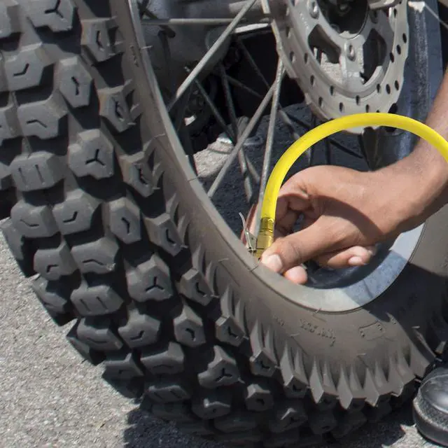 Alt view image 4 of 4 - Tire Inflator, 3-in-1 Inflation Gun, with Gun, Locking Chuck and 2-inch Gauge, ¼ NPT and Flexible Hose ( MP600000AV), 3-in-1 Tire Inflator w/Gauge