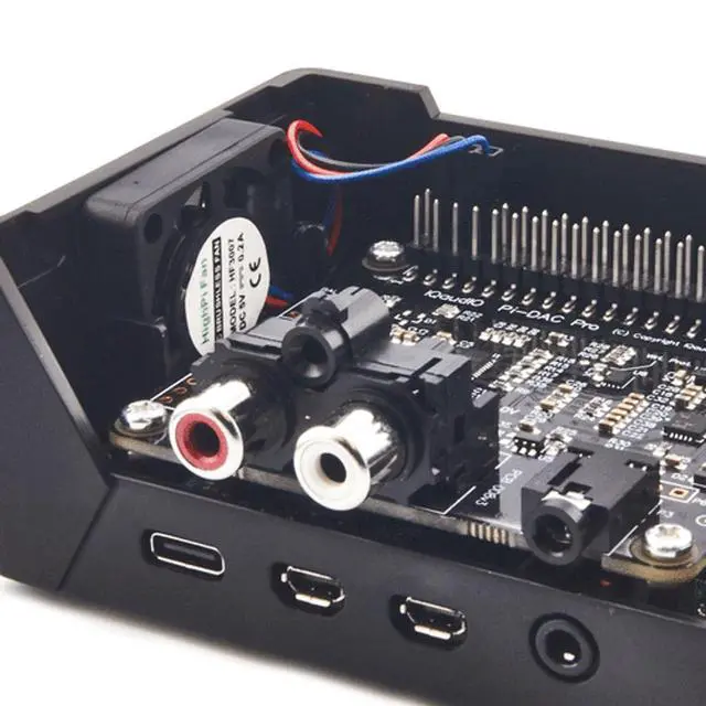 Alt view image 4 of 4 - Pro Case with Universal Port for Raspberry Pi 4