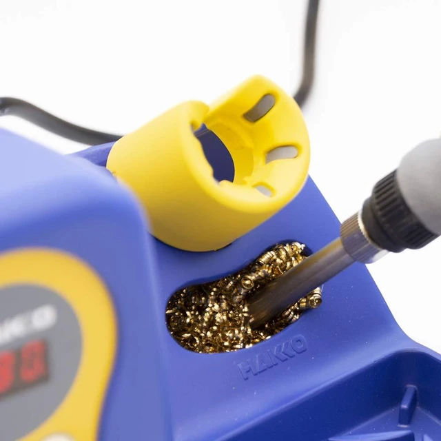 Alt view image 6 of 7 - FX8801-01 Soldering Iron with T18-B Soldering Tip (26 V-65 W)