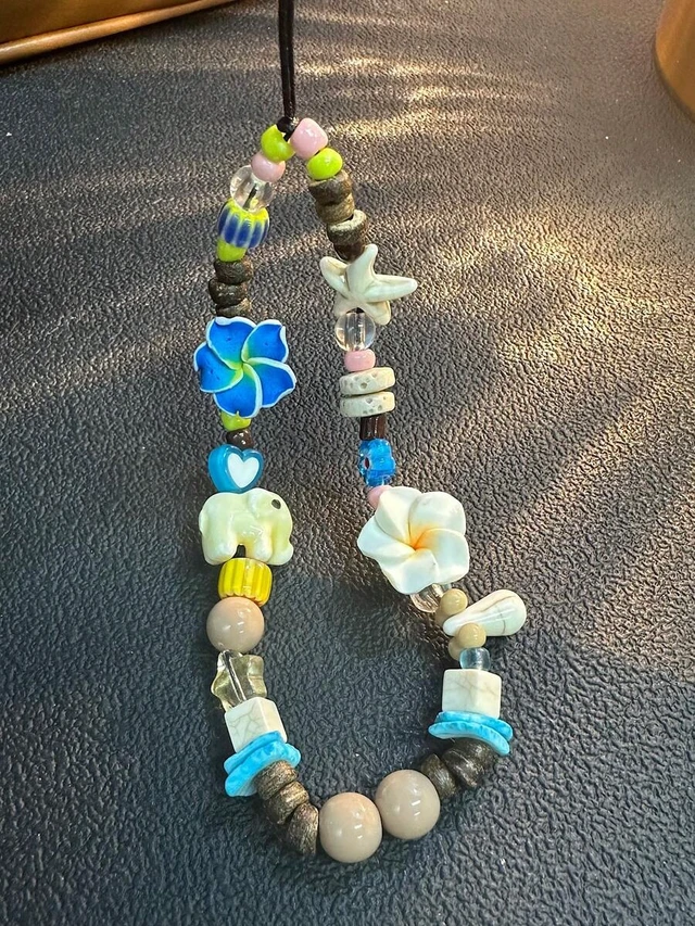 Alt view image 5 of 7 - Bks Beaded Phone Lanyard Strap with Sweetheart Design for Camera and Cell Phones Random Color