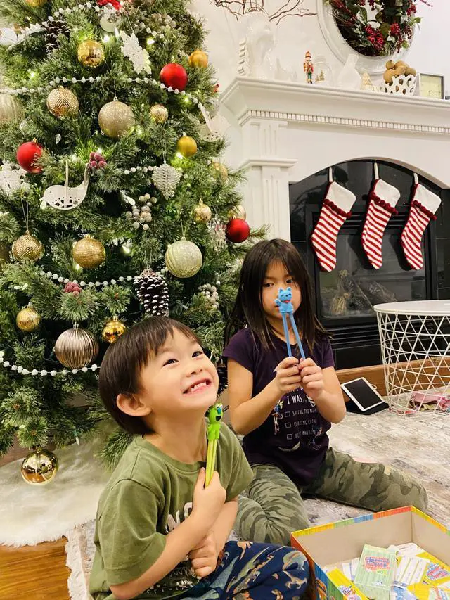 Alt view image 3 of 7 - Kids Training Chopsticks for Toddlers, Kids and Adults with 4 Pairs of Removable Finger Helpers, Animal Design, BPA-Free, Dishwasher-Safe (Animals 4-Pack)