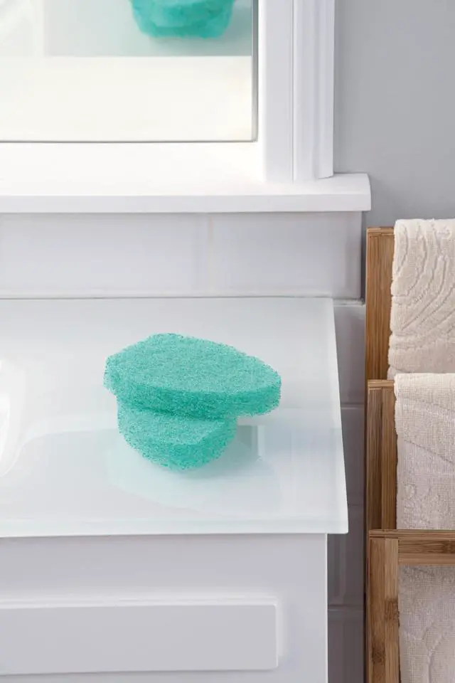 Alt view image 7 of 7 - Non-Scratch Tub & Tile Scrubber Refill Pads, (Pack of 6)