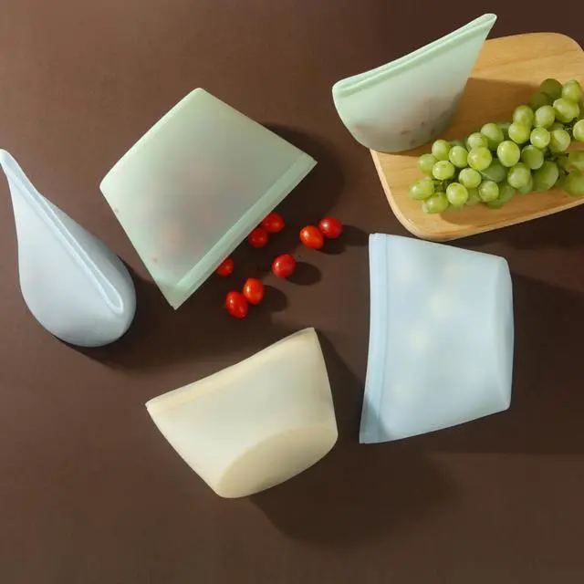 Alt view image 6 of 7 - Sandwich Snack Bags Leakproof BPA Free Dishwasher Safe Food Storage Bags for Snacks, Fruits, Vegetables.