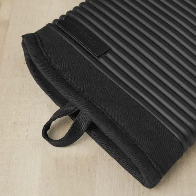 Alt view image 2 of 3 - Ribbed Soft Silicone Oven Mitt 2-Pack Set, Matte Black, 7.5"x13"