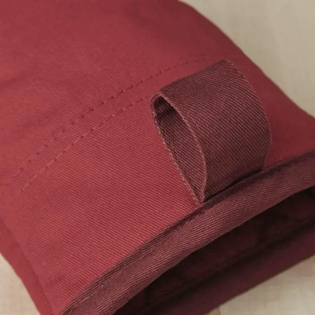 Alt view image 4 of 7 - Beacon Two-Tone Non-Slip Oven Mitt Set, Passion Red/Bordeaux, 5.75"x13", 2 Piece