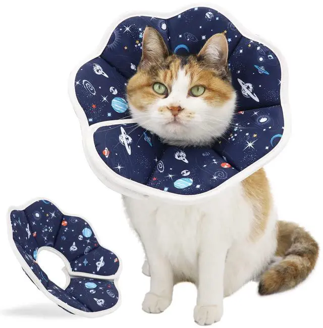 Main image of Soft Cat Cone, Adjustable Recovery Collar After Surgery to Prevent Licking Wound, Protective Cat Neck Cone, Comfortable Pet Elizabethan Collar for Cats Kittens and Puppies (M)
