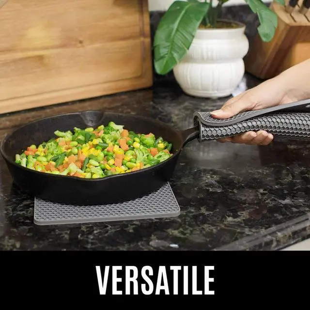 Alt view image 2 of 6 - BPA-Free Soft Silicone 4 Piece Oven Mitts & Trivets Set - Ultra Heat Resistant Oven Mitts with Thick Cotton Liner - Long Slip Resistant Pot Holders, Flexible Oven Gloves - Navy