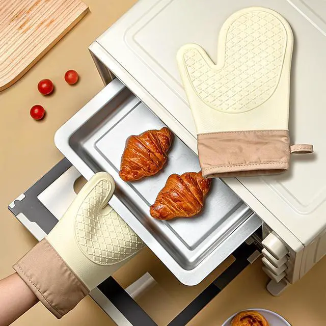 Alt view image 4 of 7 - Silicone Oven MittsHeat Resistant up to 500°F, Oven Gloves with Soft Lining, Non-Slip Kitchen Essentials, Kitchen Gadgets, Apartment Essentials, Great Gift for Cooking (beige-1pair)